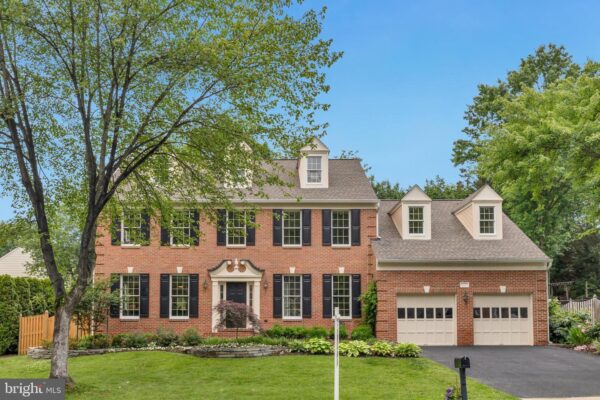 $1,049,900